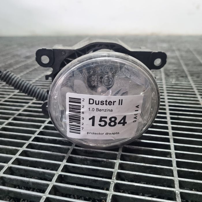 Proiector dreapta Dacia Duster II 2018 - 2021 (1584) 261500097R Garantie