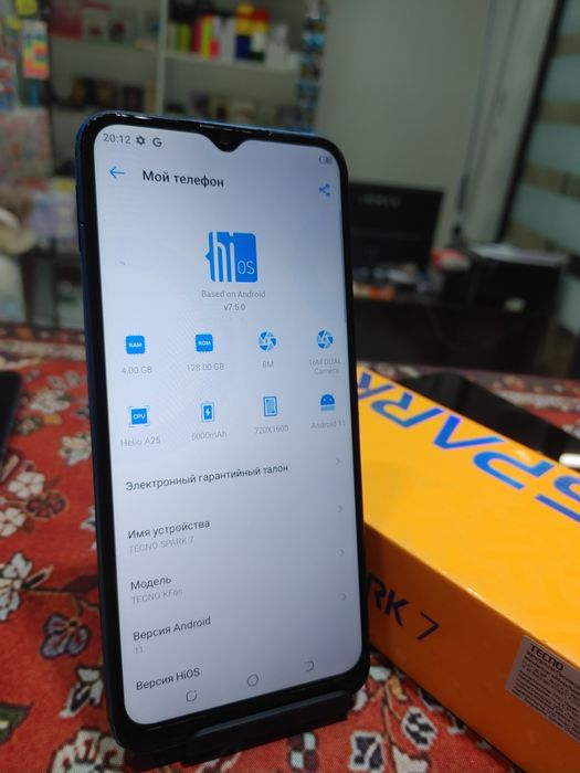 Arzon telefonlar sotuvda. Tecno va oppo