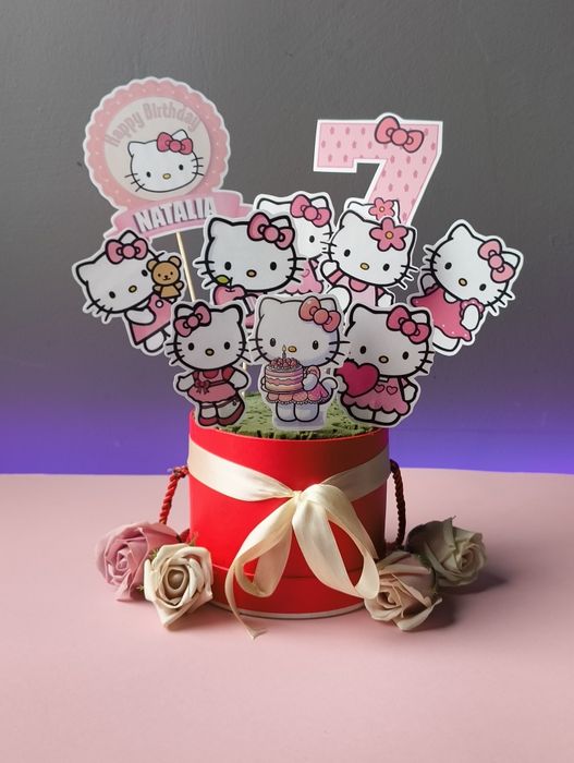 Toppere tort cu Hello Kitty