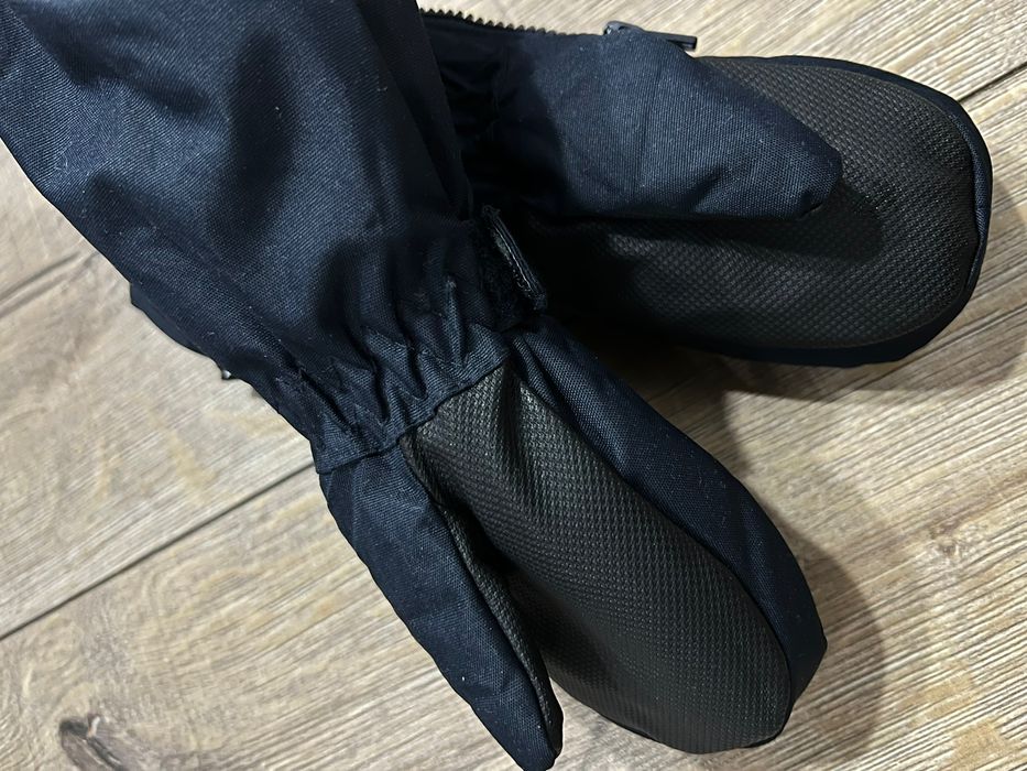 Варежки фирмы Name it