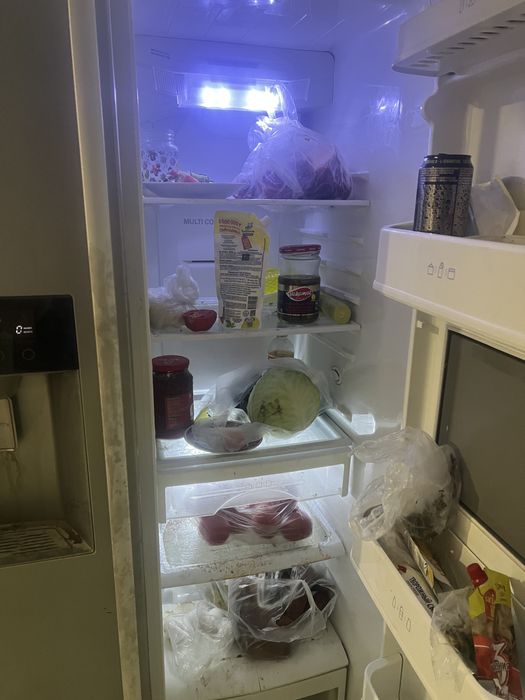 Продам холодильник двух камерный