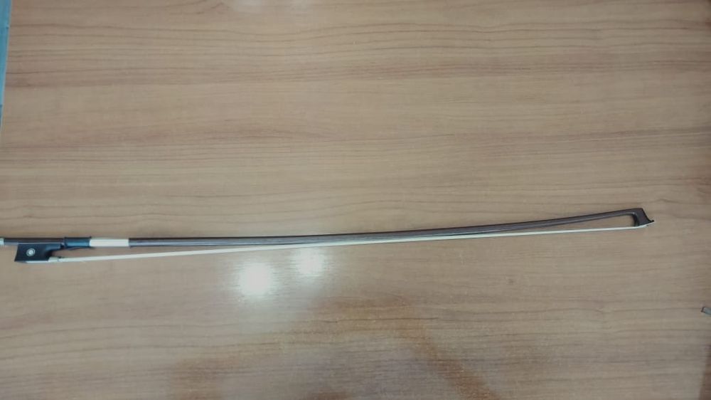 Смычок для музыкальный инструментов