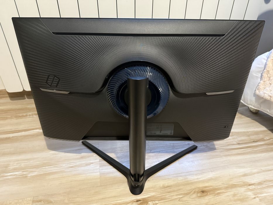 Гейминг монитор Samsung Odyssey G5 G51C QHD 27, 165Hz, HDR10, 1ms, FreeSync