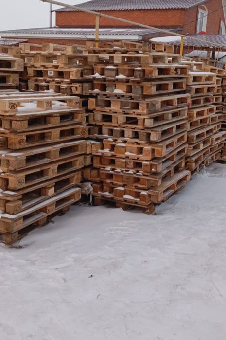 Поддоны продам..