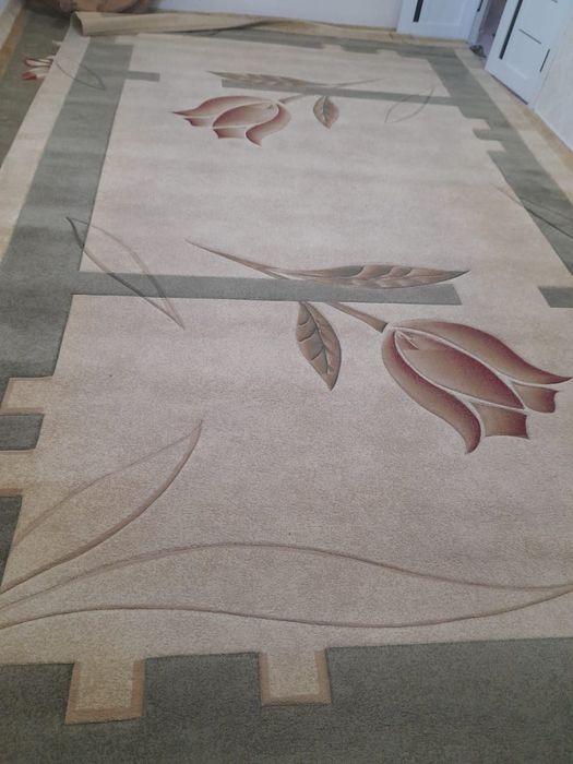 Ковер шерстяной турецкий .