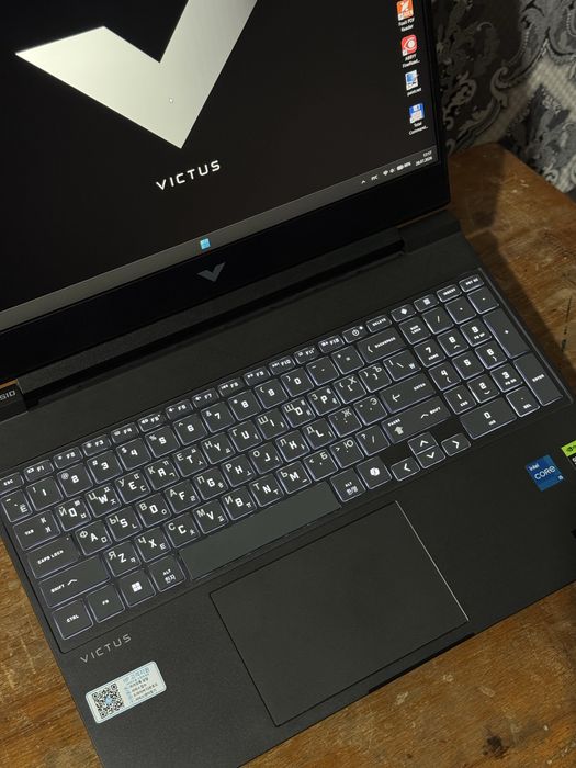 HP VICTUS Sotiladi Holati yangi
