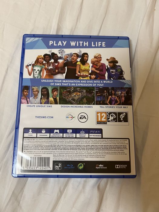 Sims 4 за ps 4.