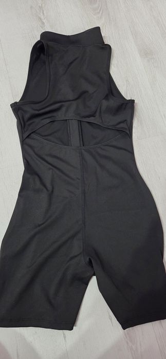 Спортен къс гащеризон S