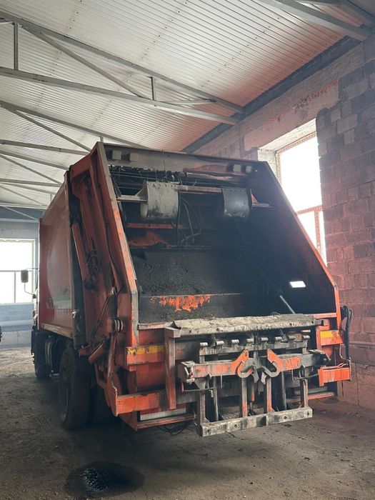 Продам мусоровоз