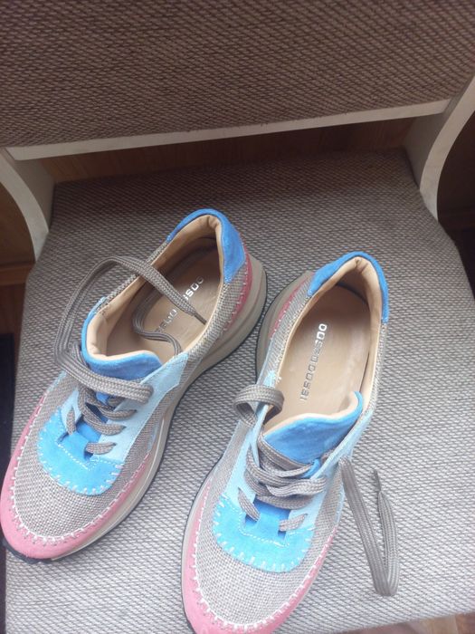 Кроссовки новые Турция