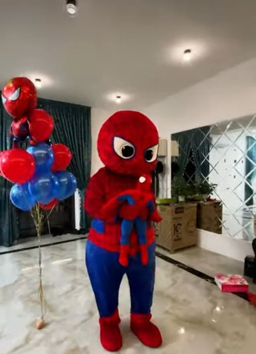 Айиклар сотилади  биринчи кол