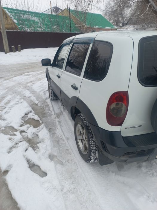 Продам  машину..