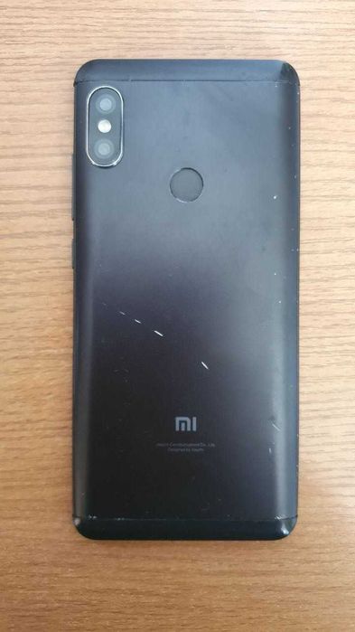 Продам Xiaomi Redmi Note 5 4/64 ГБ