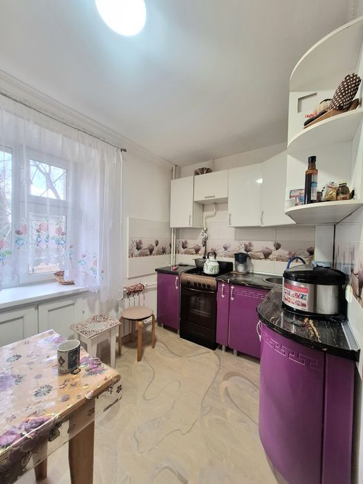 Продаётся 2 комн улучшенная Уют