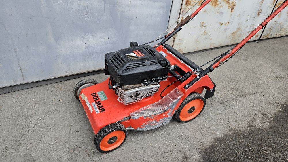 Бензинова косачка самоходна DOLMAR,