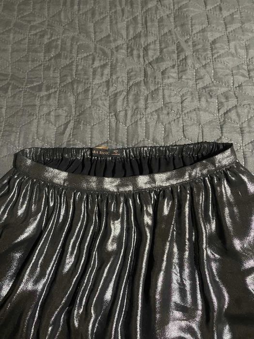 Нова елегантна празнична пола Zara размер М.