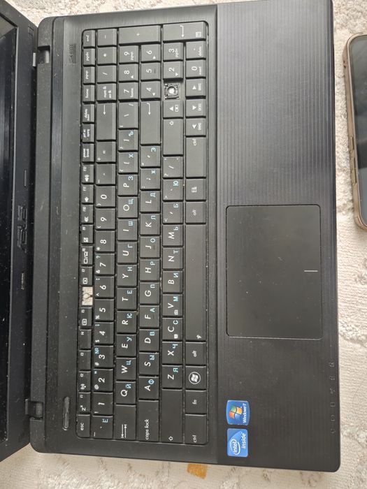 Продам ноутбук и телефон