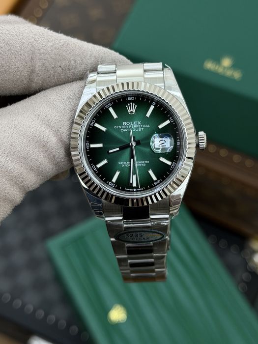 Rolex Date-Just 41mm Ombre Green Dial Cal 3235