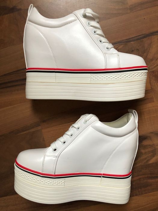 Дамски бели кецове на платформа, № 36.