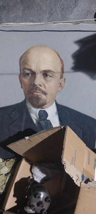 Продам картину В.И Ленин