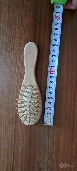 Расчёска, щетка , деревянная ,бамбуковая, массажная,15см длина. Новая