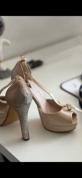 Продам туфли в идеальном состоянии