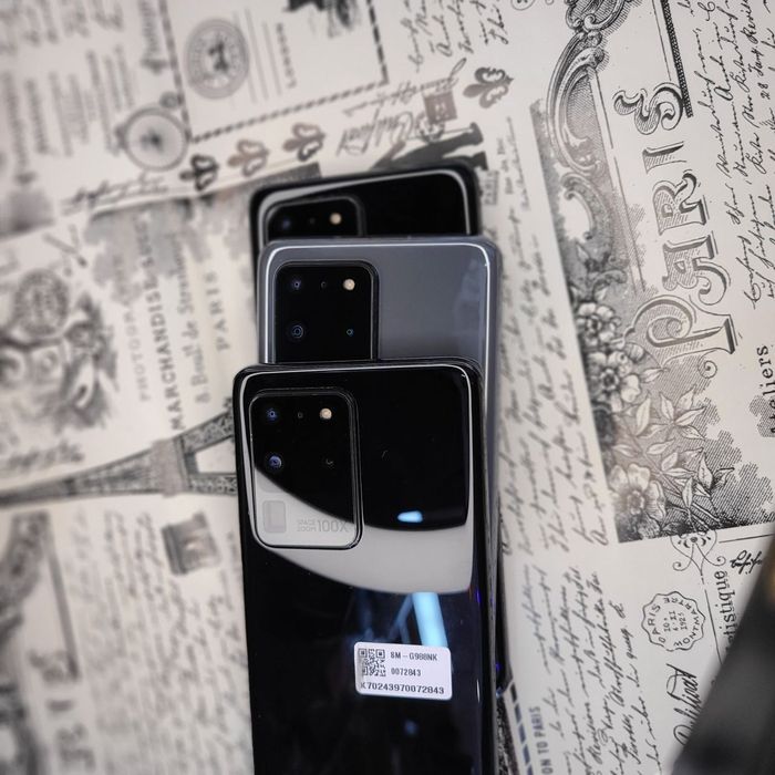 Samsung galaxy s20 ultra 5G 12/256gb holati xarxil