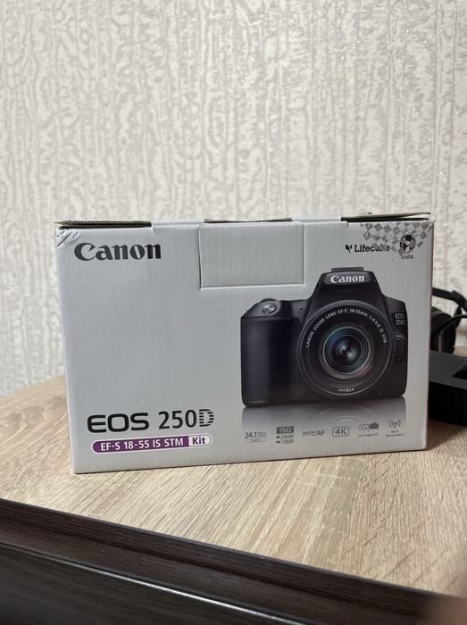 Canon EOS 250D EF-S 18-55 IS STM Kit