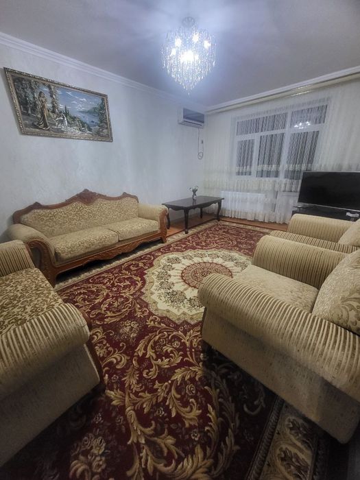 Аренда. Коратош самаркан дарвоза 3.хонали оилага берилади