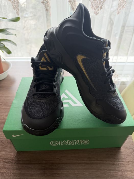 Маратонки Nike Giannis Immortality 4 - 43 номер