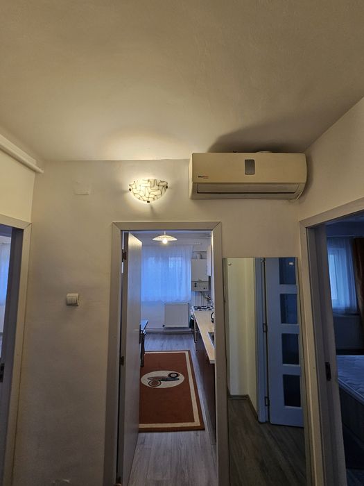 De inchiriat zona Vitrometan