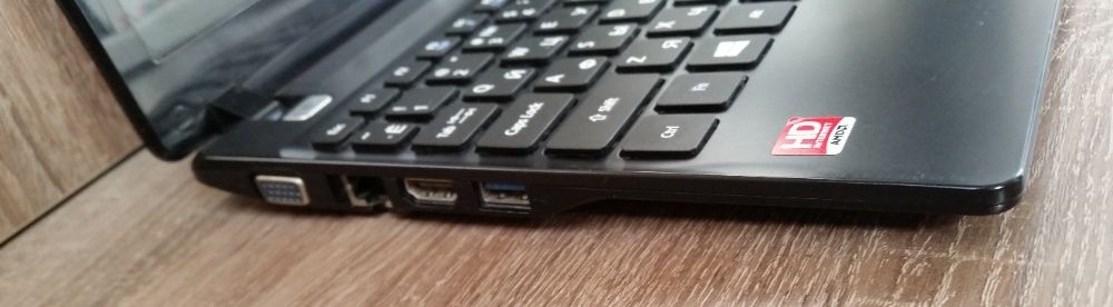 нетбук Acer V5 -121