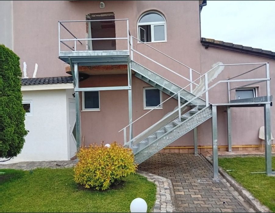 Scari zincate metalice