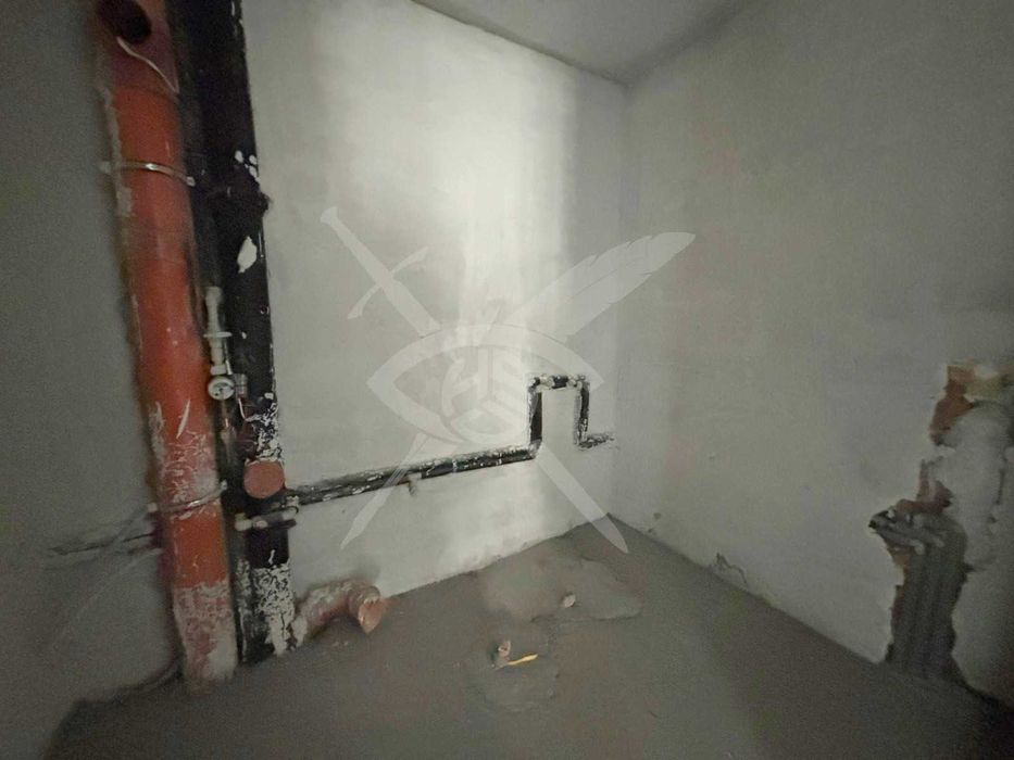 Продава се Тристаен апартамент в Пловдив, Христо Смирненски - 206 кв.м за 1651 €/кв.м - Снимка #4