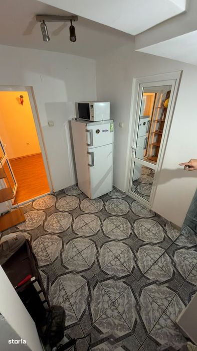 Închiriere apartament 2 camere Targoviste- micro 6