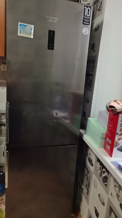 Продается холодильник