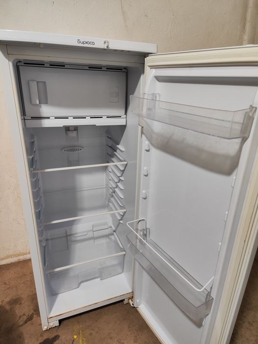 Холодильник рабочий