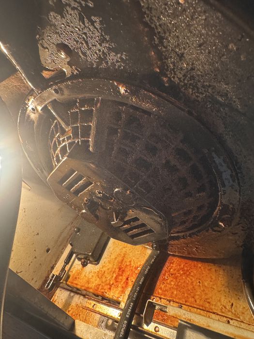 Gold clean team ofera servicii de curatenie profesionala !