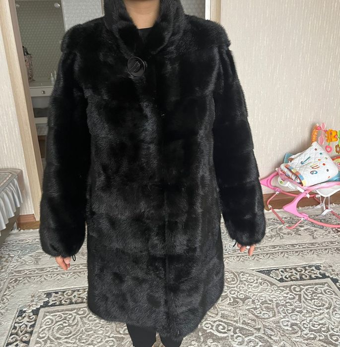 Продам норковую шубу