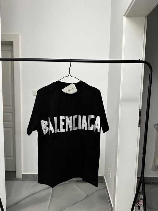 Tricou Balenciaga