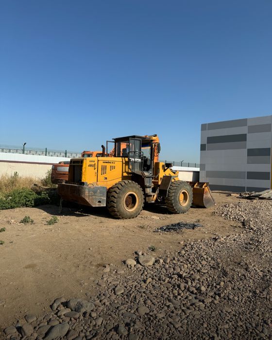Pogruzchik arenda pogrushik arenda 3 kub