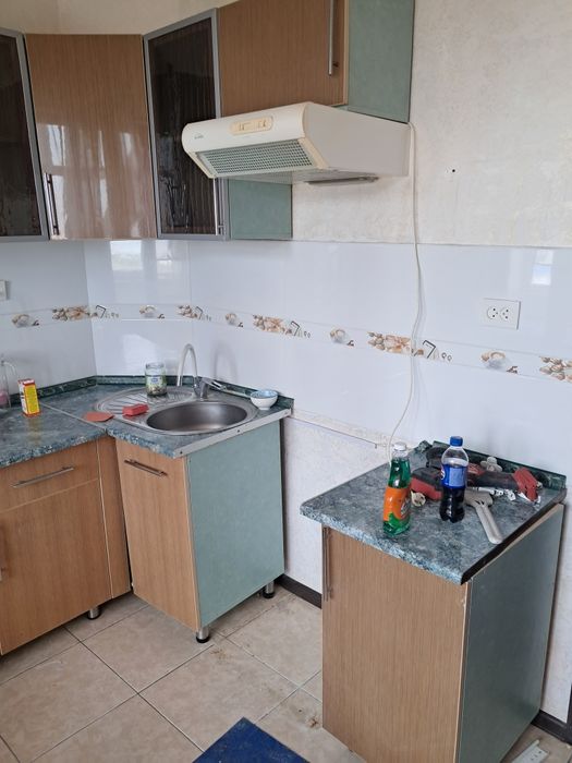 Продам  кухонный гарнитур