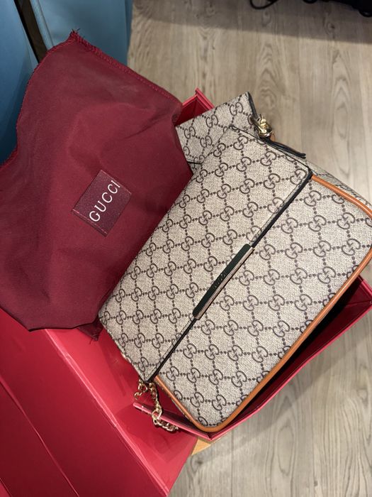 Чанта Gucci с кутия
