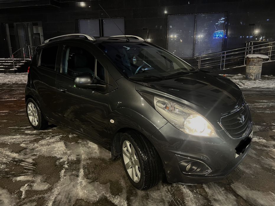 Spark 4 pazitsa 4 yevro ravon