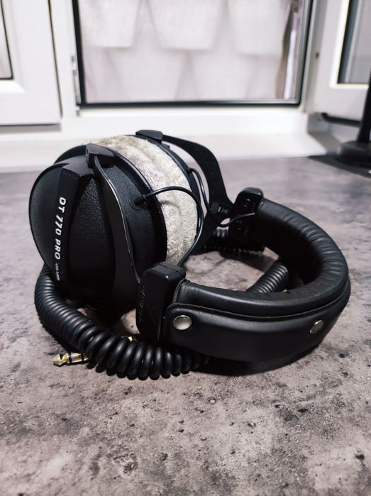 Студийные наушники Beyerdynamic DT 770 pro