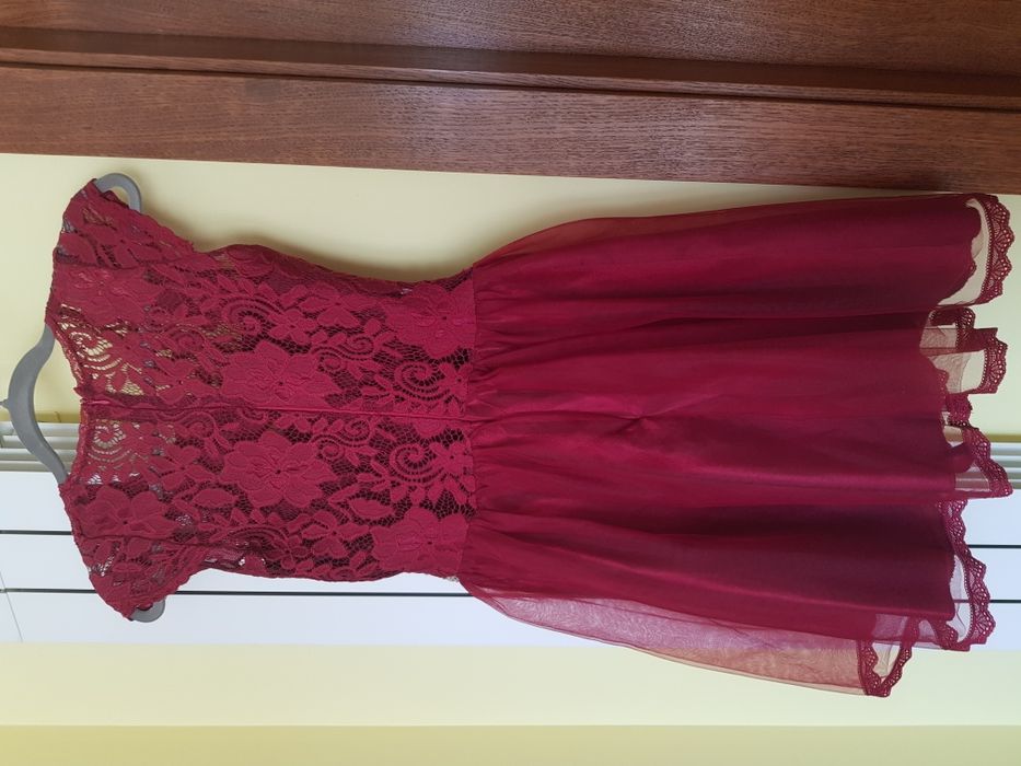 Rochii ocazie M/L, midi și lunga, de tafta, alaptare, cu dantela.
