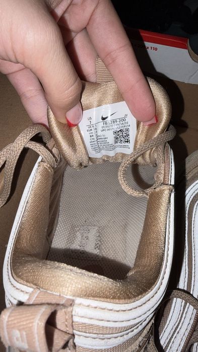 Оригинални дамски обувки Nike 97