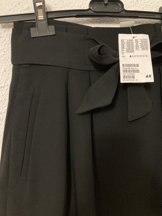 Fusta H&M neagra - nou