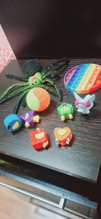 Срочно продам игрушки