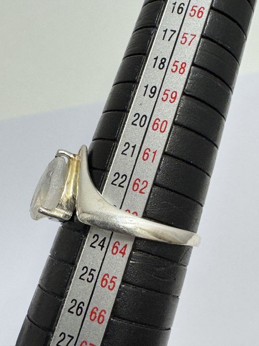 Inel argint 925 cu piatra lunii.